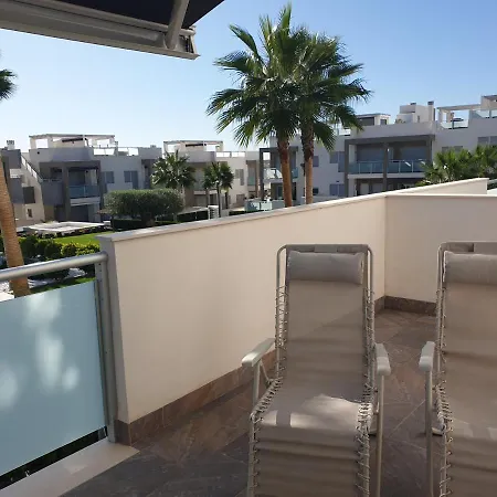 Apartment El Mirador Amelie: Beachside With Pool In